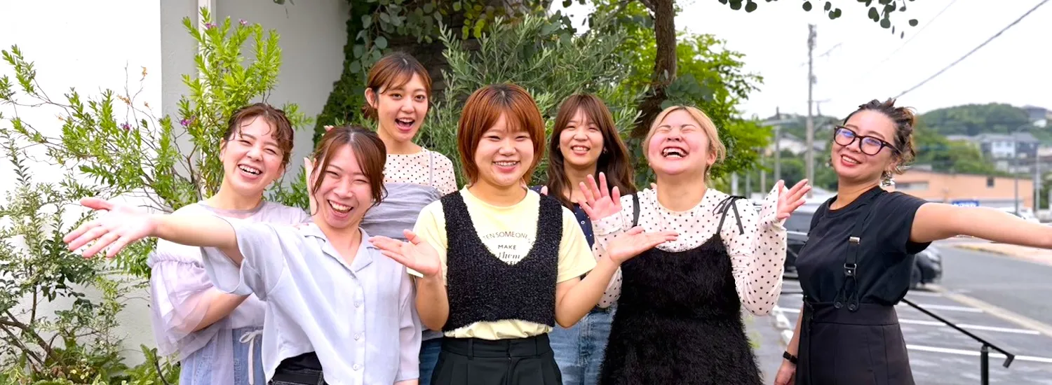 笑顔のジャンナスタッフ