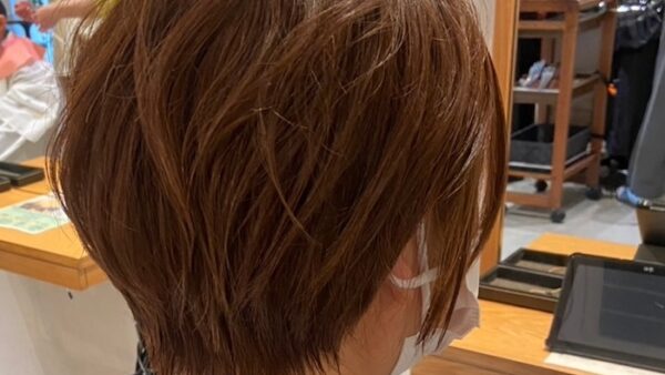 ショートヘアで叶える”かっこ可愛い” － 大人の魅力を引き出すスタイル