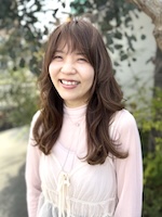 甲斐 理華