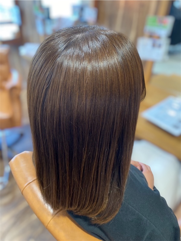 女性ストレートヘア